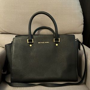 Michael kors black selma large